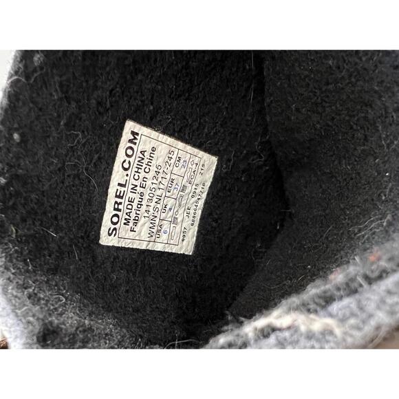 Sorel Waterproof Premium Winter Boots with Red Laces - Women's Sz 6 - Picture 6 of 6